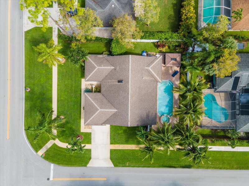 14832 PADDOCK Drive, Wellington FL 33414