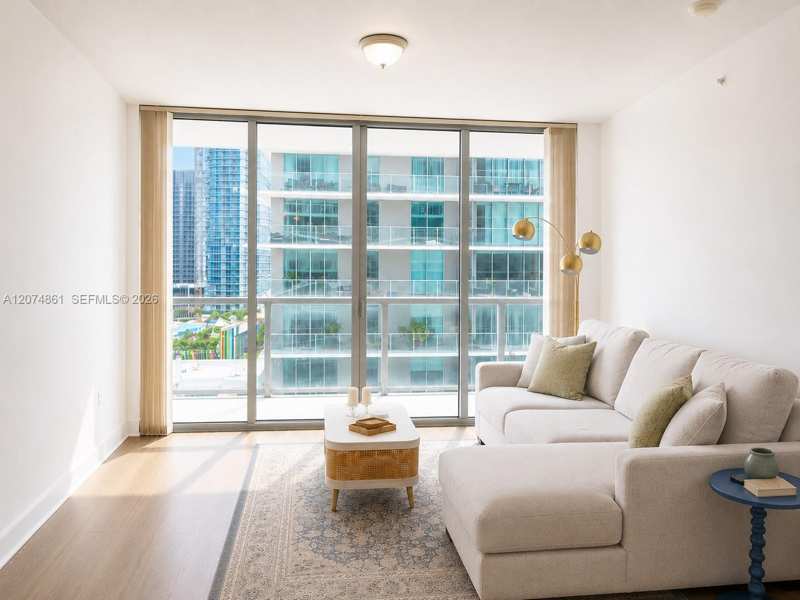 AXIS ON BRICKELL