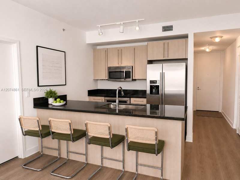 AXIS ON BRICKELL