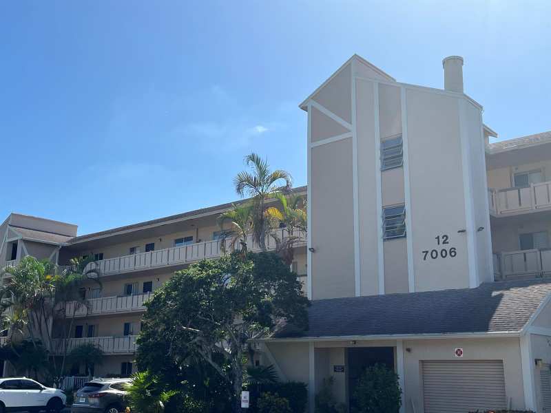 7006 Huntington Lane # 302, Delray Beach FL 33446