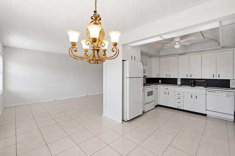 3026 Rexford B, Boca Raton FL 33434