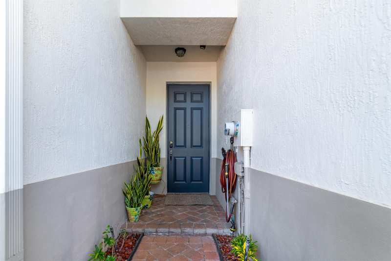 128 W Prive Circle, Delray Beach FL 33445
