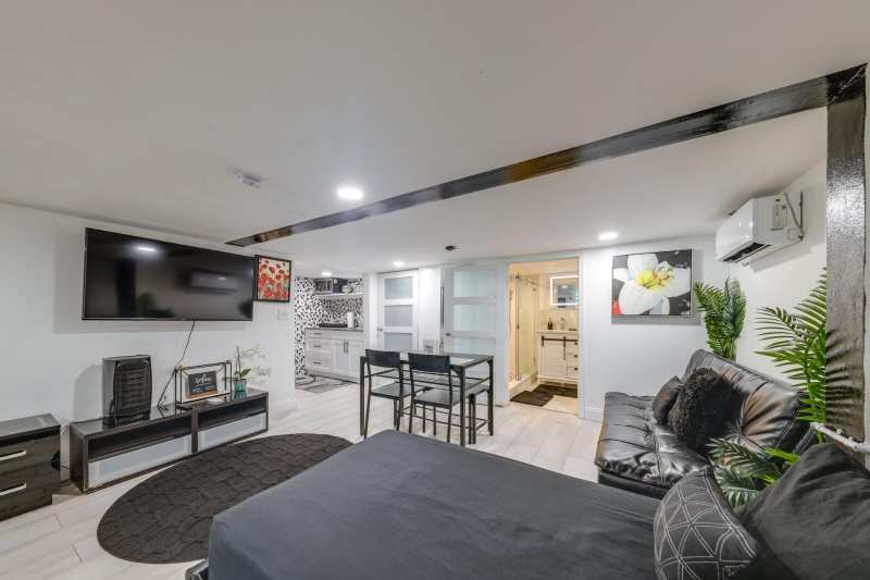 3609 SW 58th Avenue, West Park FL 33023