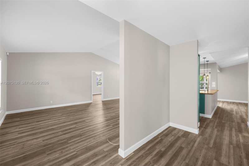 1151 NW 78th Ter, Plantation FL 33322
