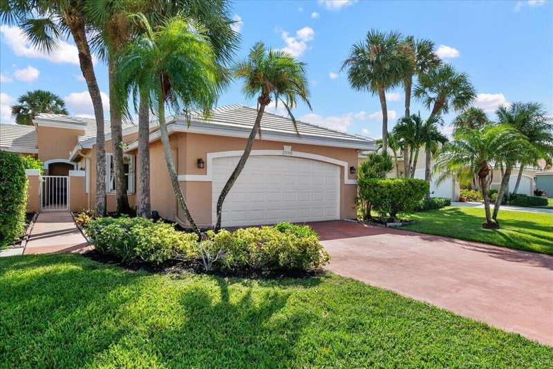 2590 NEATON Court, Wellington FL 33414