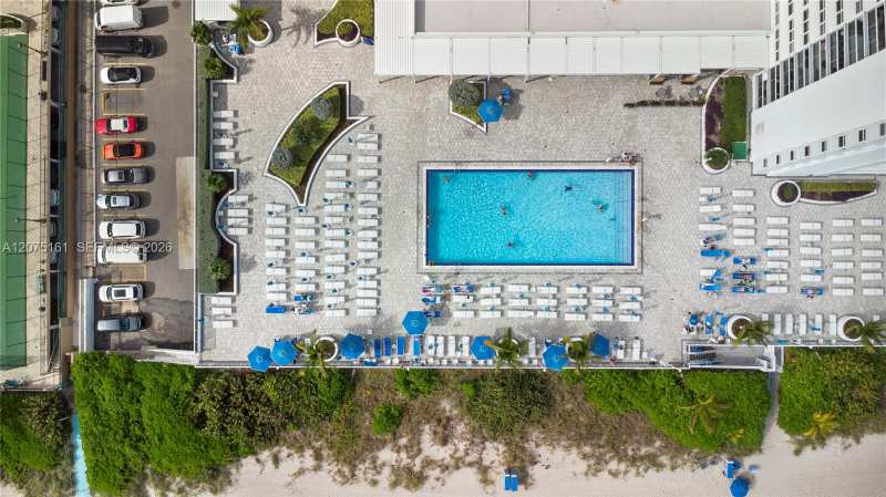 1880 S Ocean Dr, Hallandale Beach FL 33009