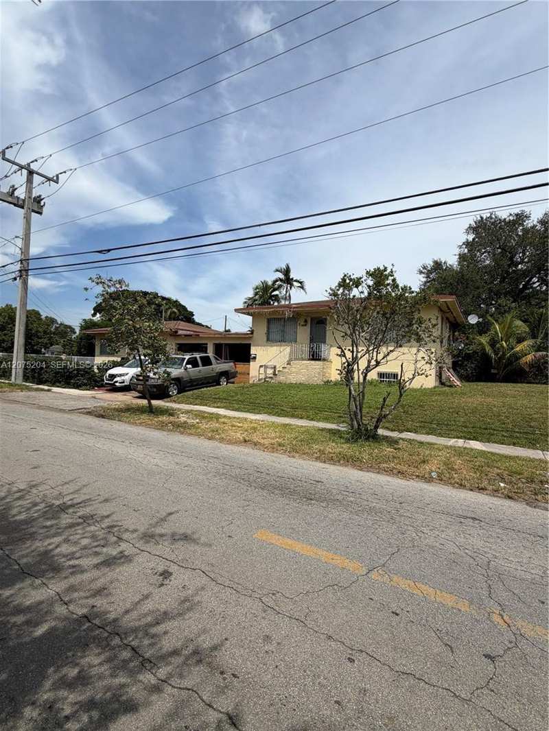 3231 NW 19th Ave, Miami FL 33142