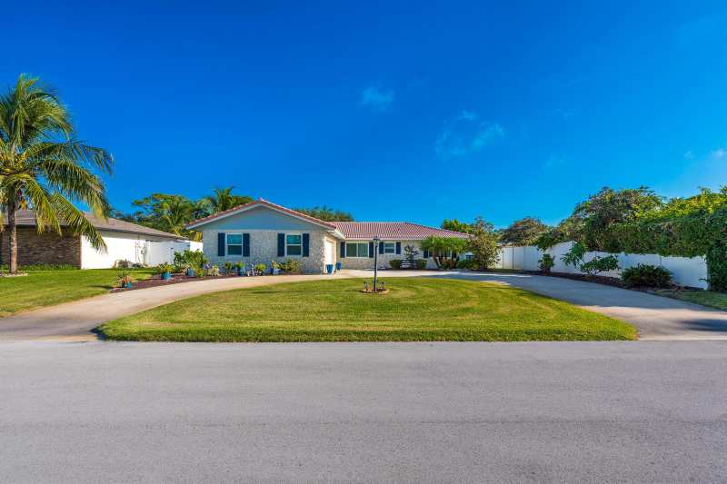 1315 SW 25TH Avenue, Boynton Beach FL 33426