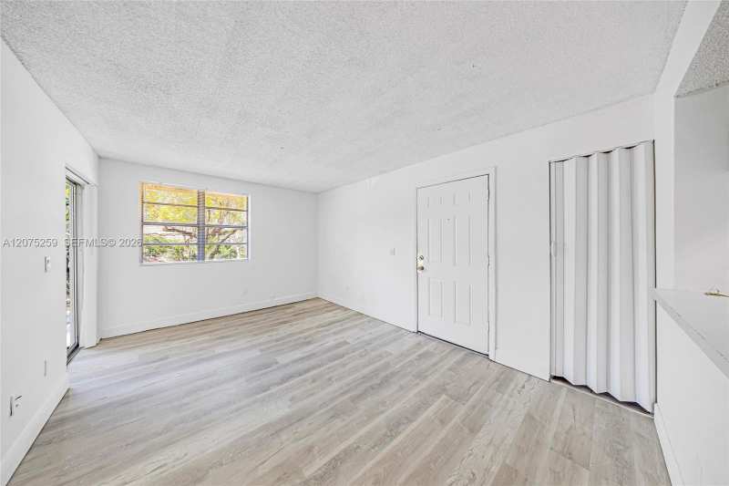 1237 SW 46th Ave # 806, Pompano Beach FL 33069