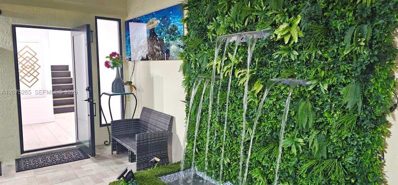 SUNSET PARK LAKE VILLAS S