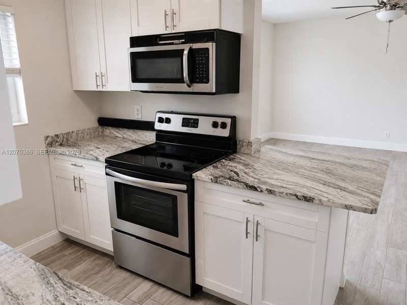 115 SW 1st Ave # 8, Boynton Beach FL 33435