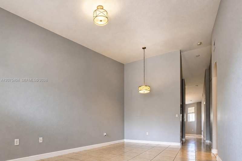 2908 SE 17th Ave # 202, Homestead FL 33035
