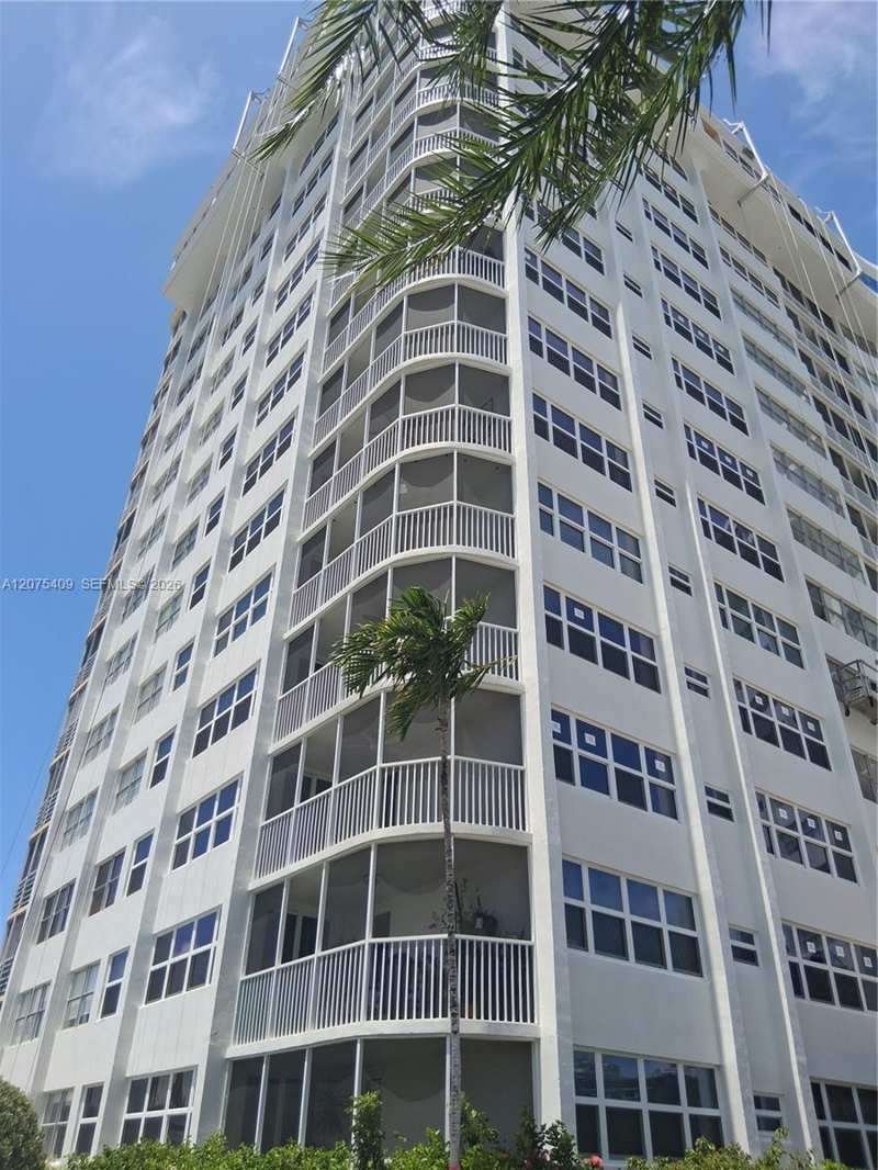 100 Golden Isles Dr # 206, Hallandale Beach FL 33009
