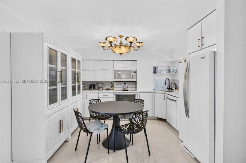 1705 N Riverside Dr # 2, Pompano Beach FL 33062