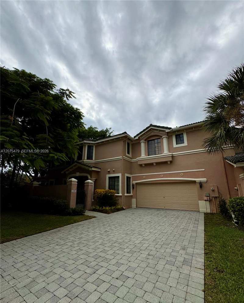 2787 Center Ct Dr # 23, Weston FL 33332