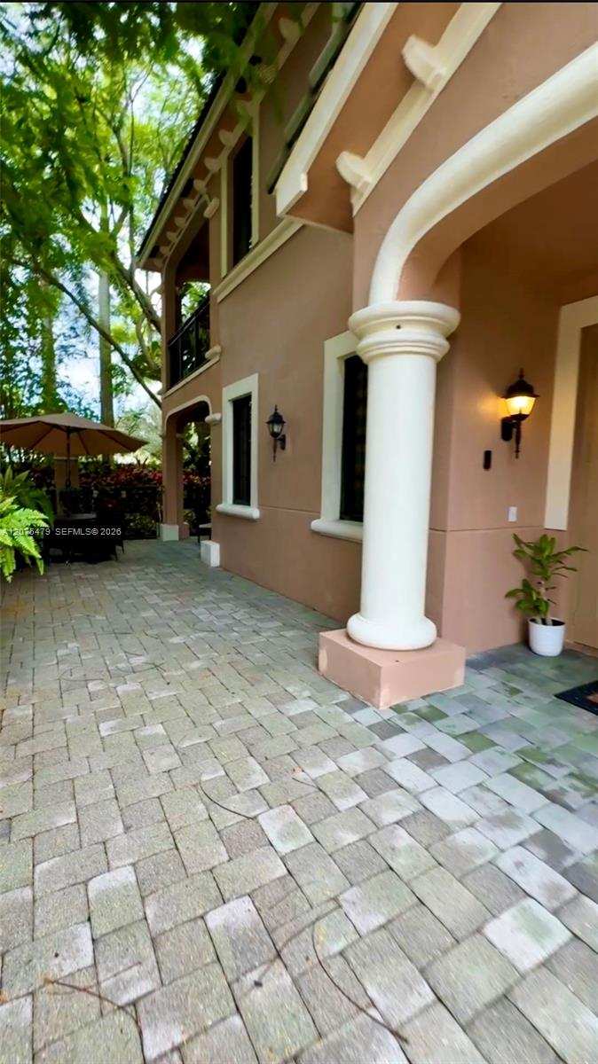 2787 Center Ct Dr # 23, Weston FL 33332