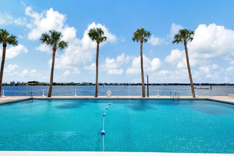 2600 N Flagler Drive # 813, West Palm Beach FL 33407
