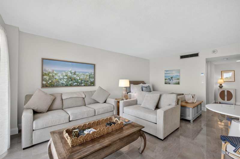 2600 N Flagler Drive # 813, West Palm Beach FL 33407