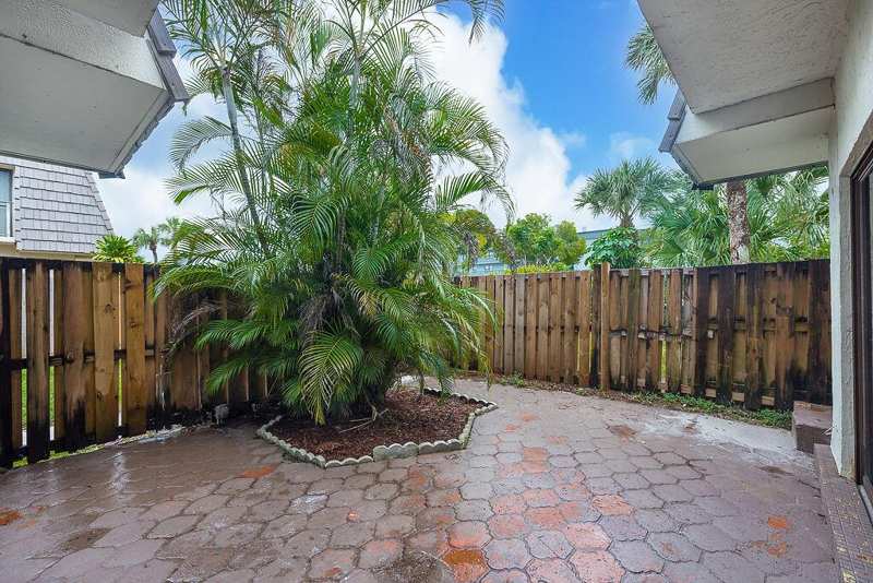 1719 N CONGRESS Avenue, West Palm Beach FL 33401