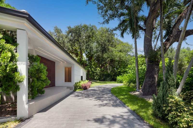 8150 Old Cutler Rd, Coral Gables FL 33143