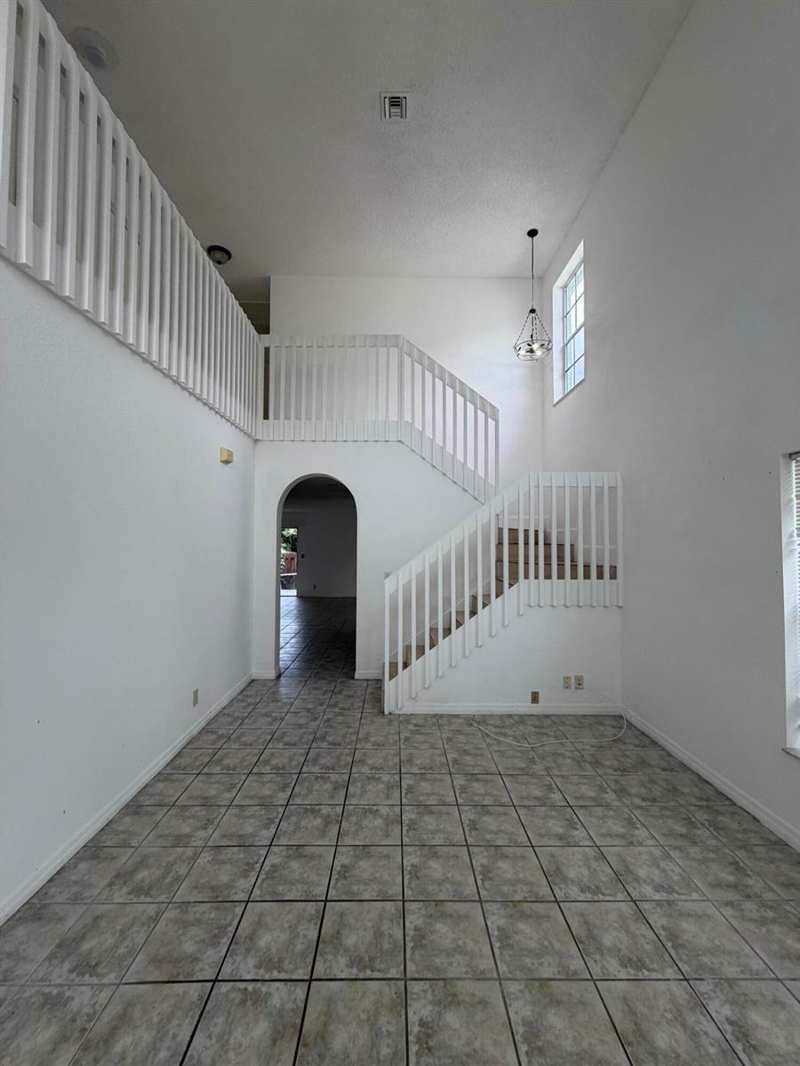 4172 Pine Hollow Circle, FL 33463