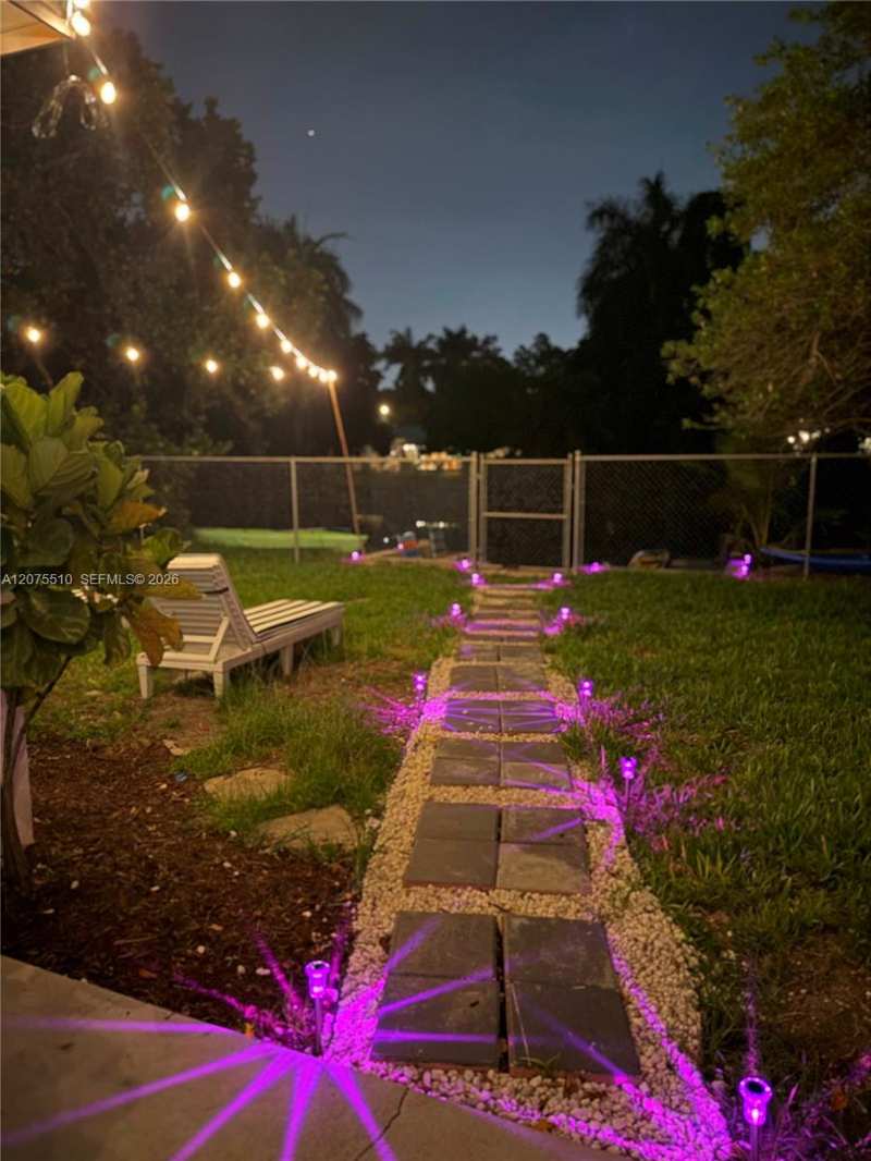 119 NW 85 ST, Miami FL 33150