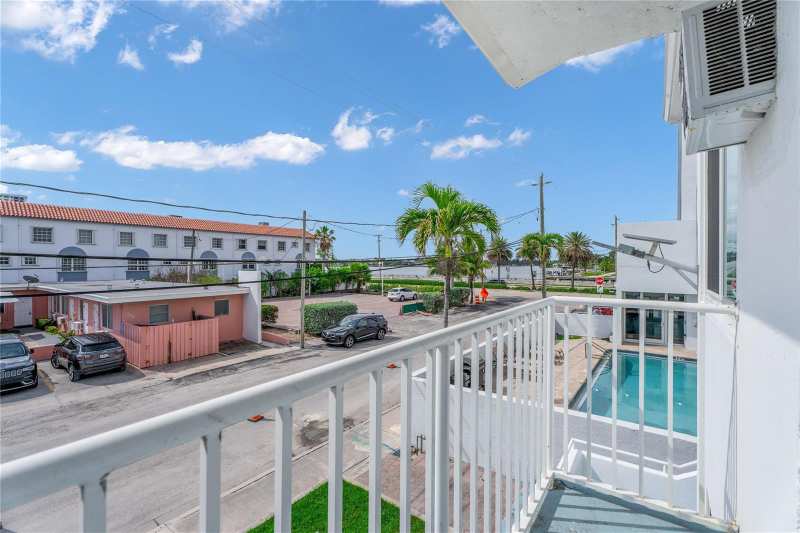 343 Van Buren Street # 3, Hollywood FL 33019