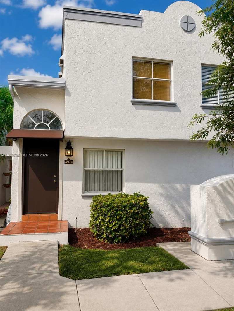 4974 NW 97th Pl # 310, Doral FL 33178