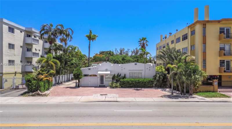340 NE 125th St, North Miami FL 33161