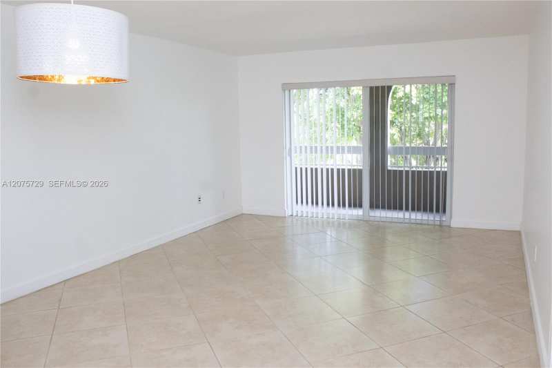 7860 Camino Real # 406, Miami FL 33143
