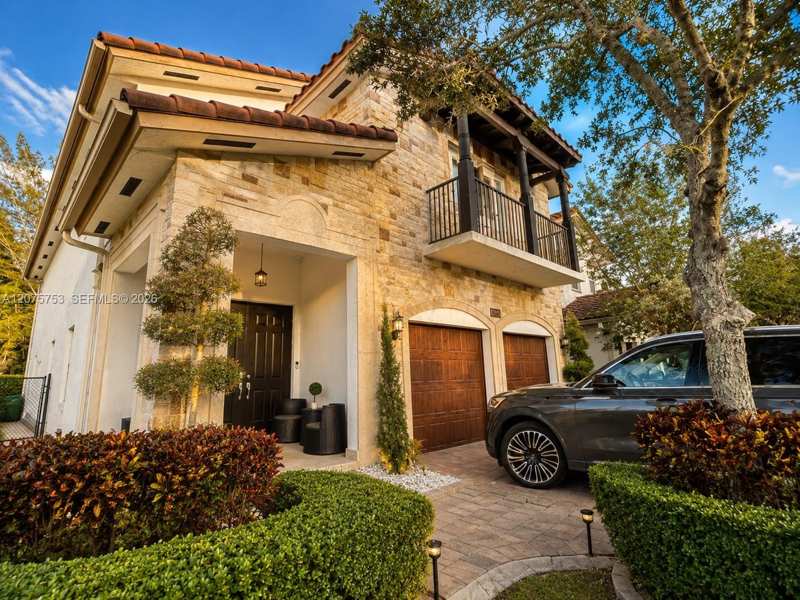 6989 NW 104th Ct, Doral FL 33178