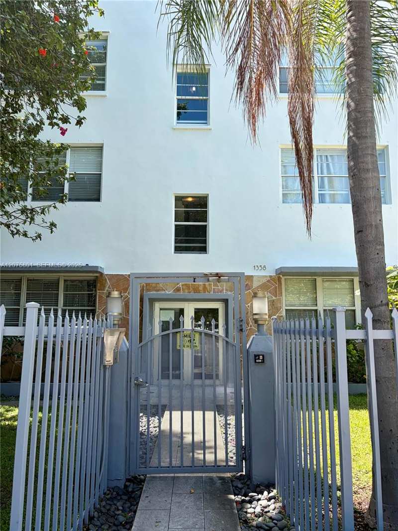 1358 Pennsylvania Ave # 301, Miami Beach FL 33139
