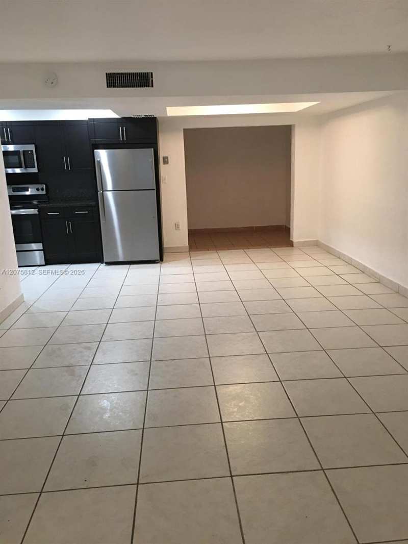 669 W 80th St # 0, Hialeah FL 33014