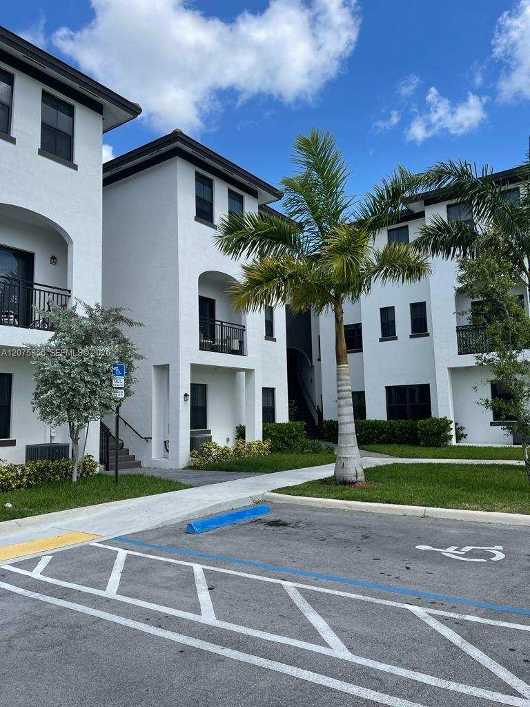 15520 SW 136th St # 210, Miami FL 33196