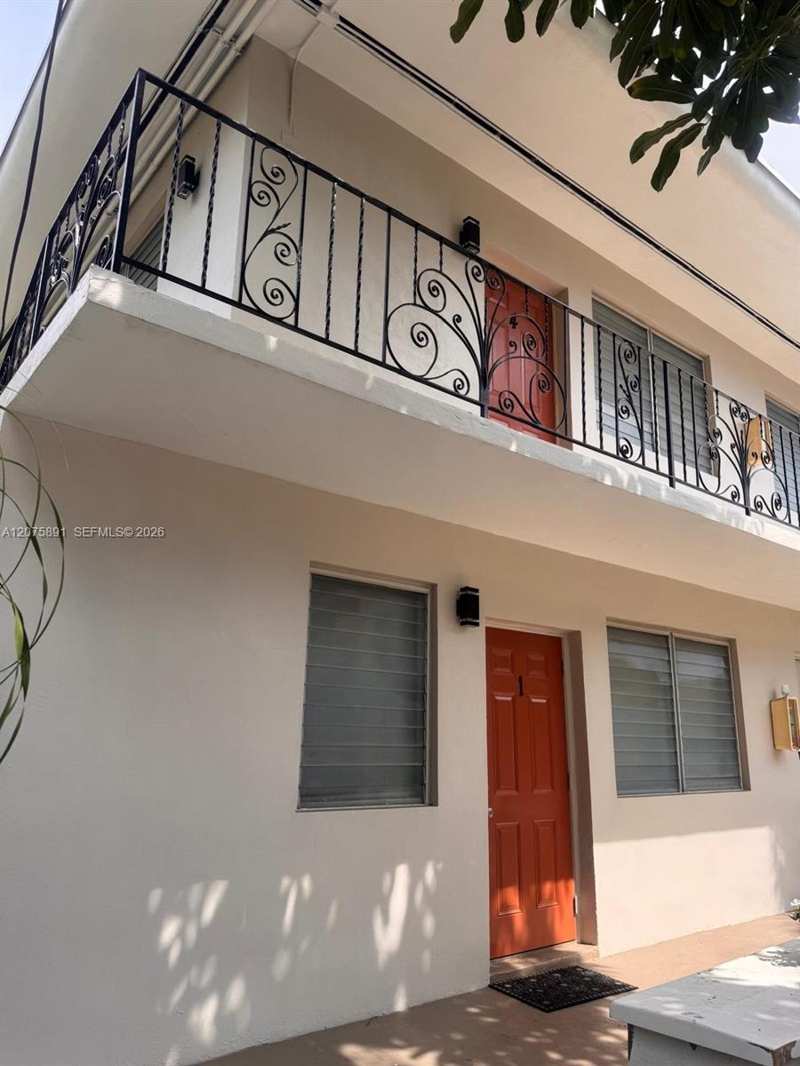 435 SW 5th Ave # 1, Miami FL 33130