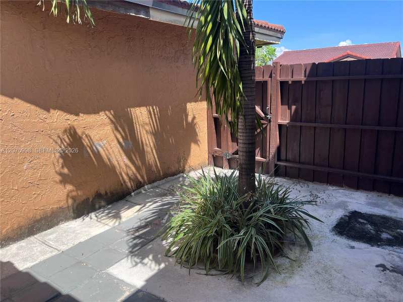 1115 SW 136th Pl # 2, Miami FL 33184