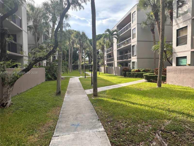 8810 SW 132nd Pl, Miami FL 33186