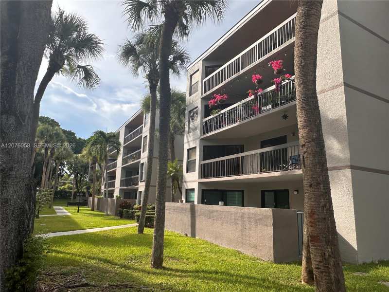 8810 SW 132nd Pl, Miami FL 33186