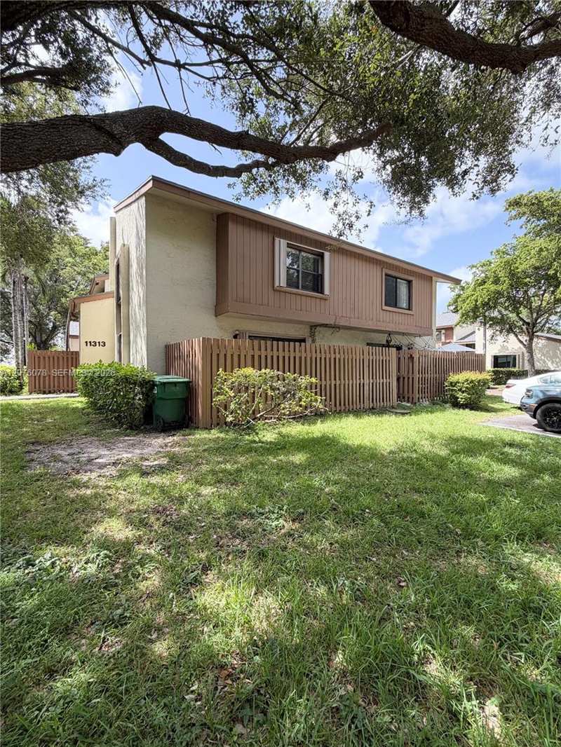 11313 SW 109th Rd # B, Miami FL 33176