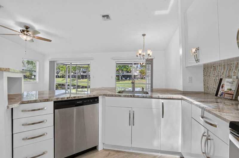 1971 Discovery Circle E, Deerfield Beach FL 33442