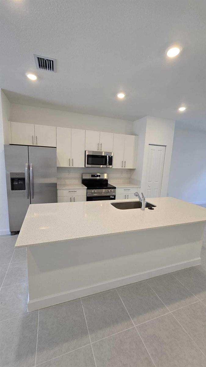 1124 SE 3rd Street, Florida City FL 33034