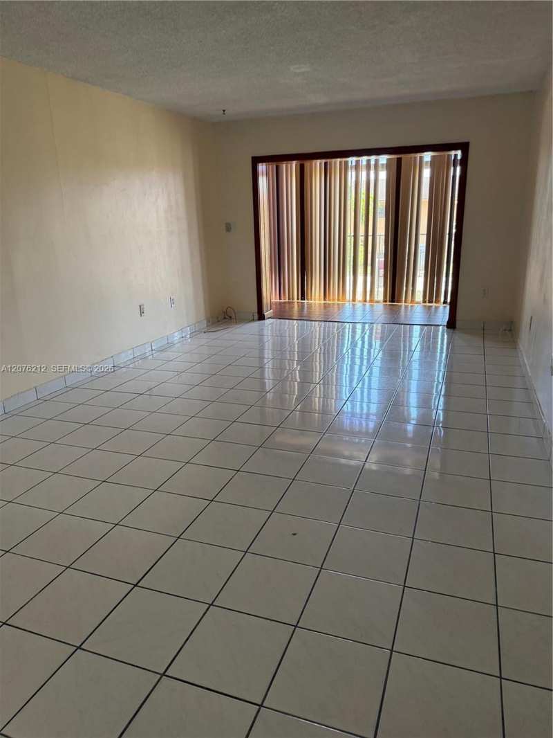 1855 W 60th St # 249, Hialeah FL 33012