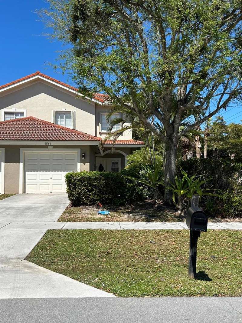 12768 Westhampton Circle, Wellington FL 33414