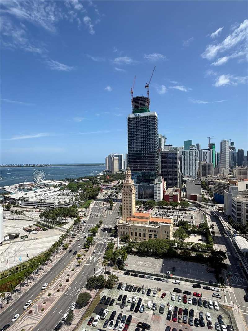 888 Biscayne Blvd # 2702, Miami FL 33132