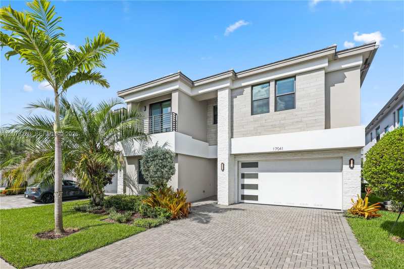 17041 Teton River Rd, Boca Raton FL 33496