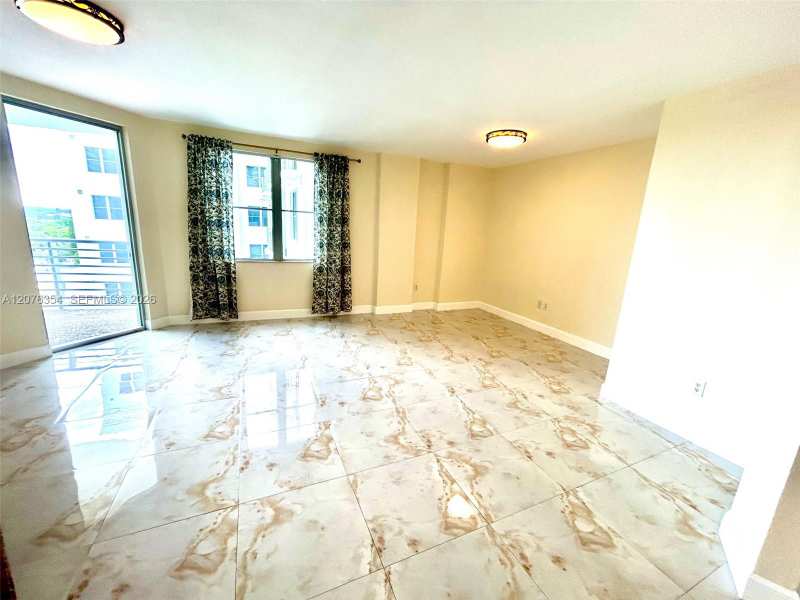 1830 Radius Dr # 1002, Hollywood FL 33020