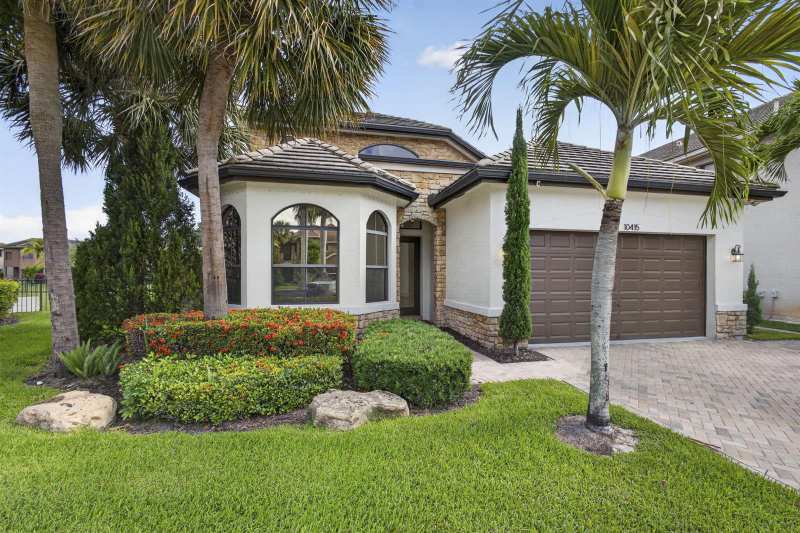 10415 St Germain Court, Wellington FL 33449