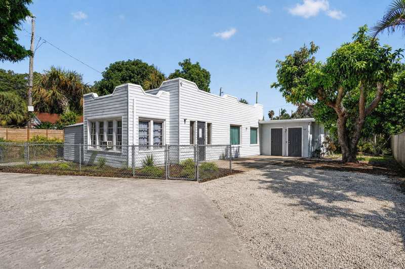 633 Franklin Road, West Palm Beach FL 33405
