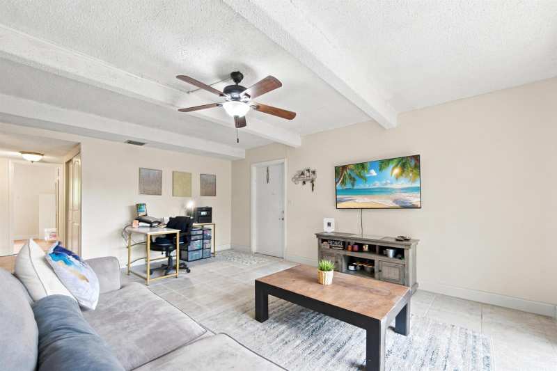 1265 S Flagler Avenue # 220, Pompano Beach FL 33060