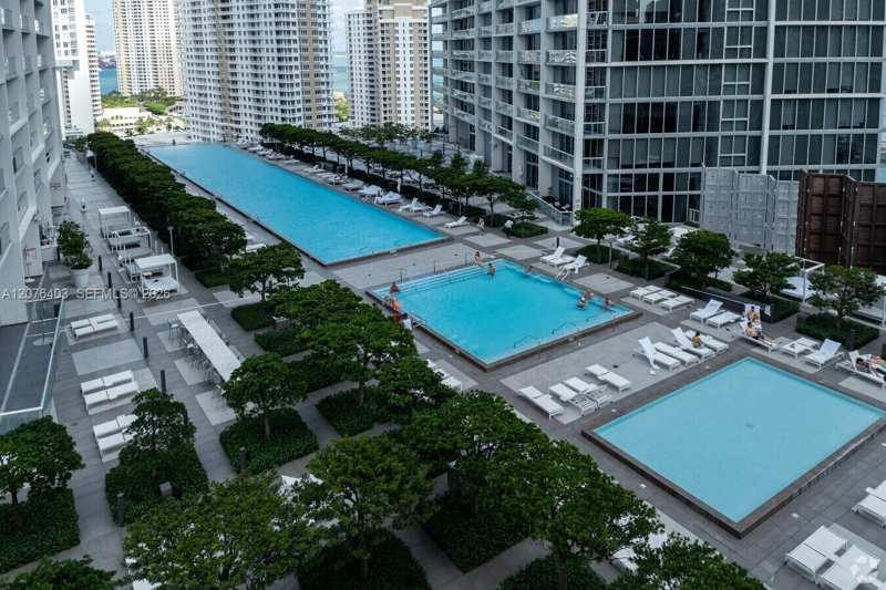 485 Brickell Ave # 2807, Miami FL 33131